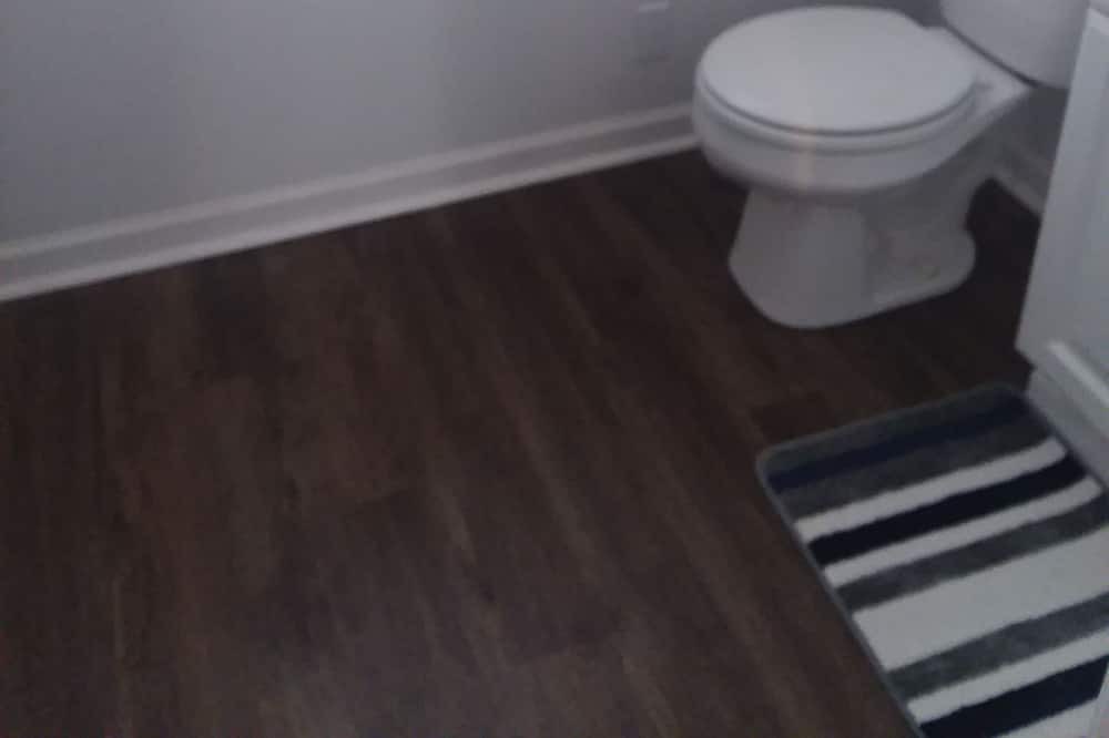 Photo of Bathroom in Due West