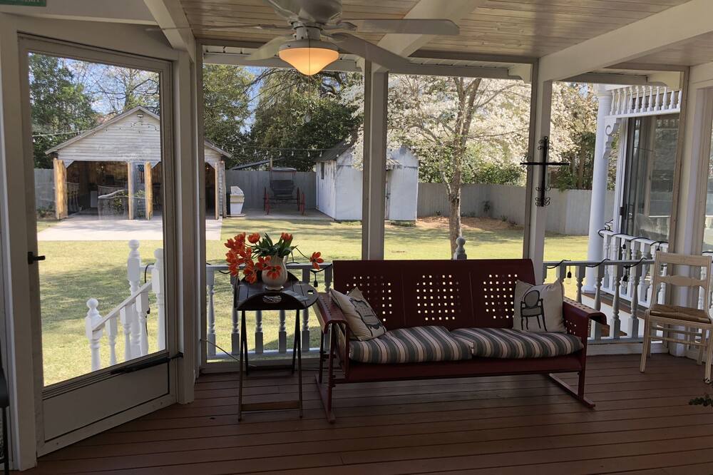 Photo of Patio Balcony in Liberty