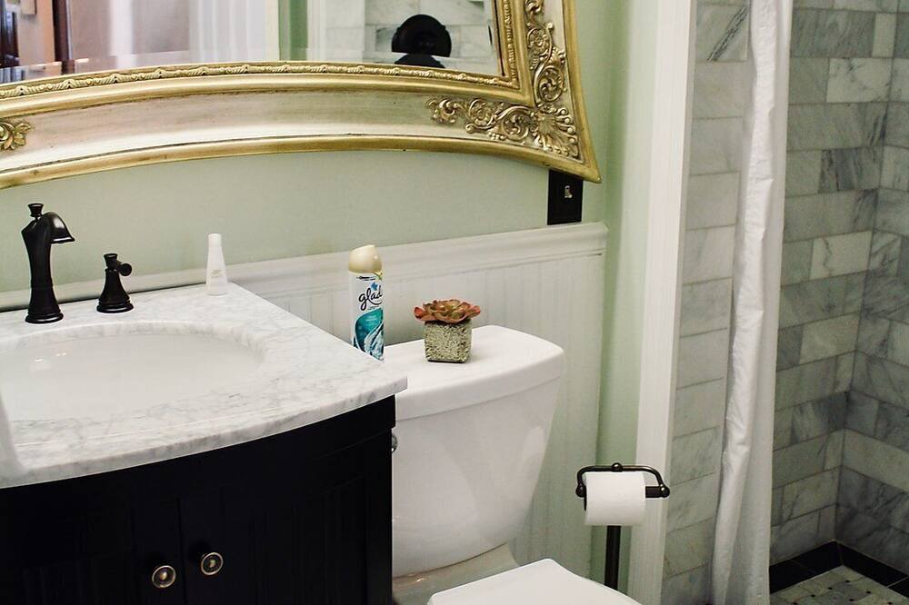 Photo of Bathroom in Liberty