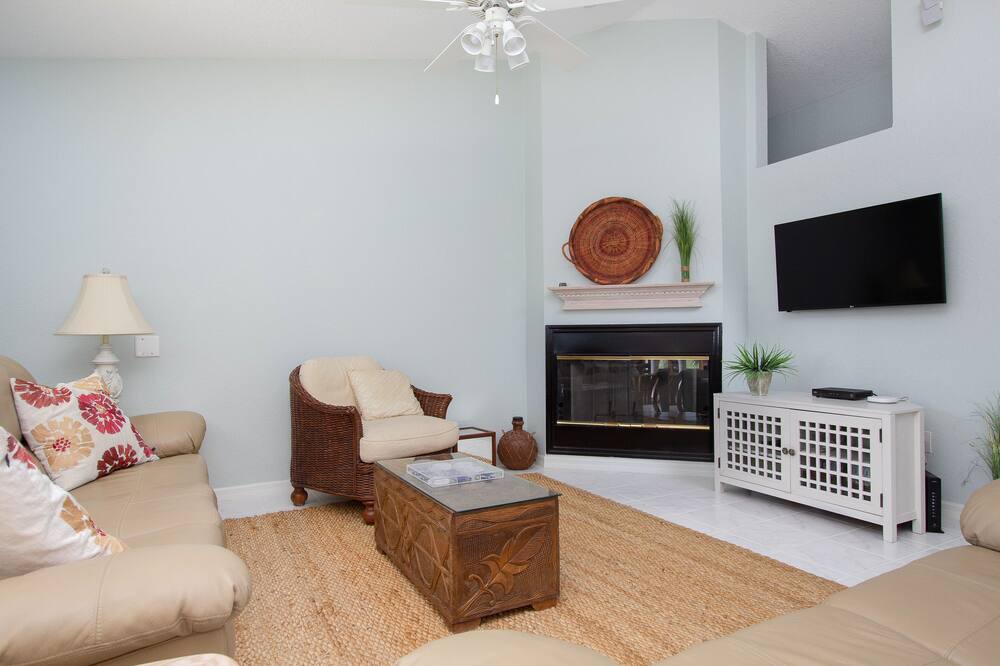 Photo of Livingroom in Sebastian