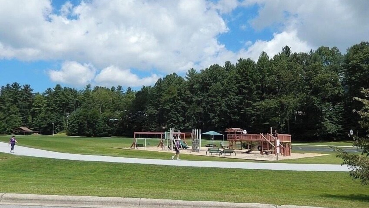 Photo of Outdoor in Sapphire