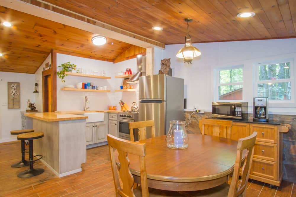 Photo of Kitchen in Rocky Bottom