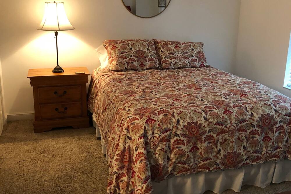 Photo of Bedroom in Central Beach