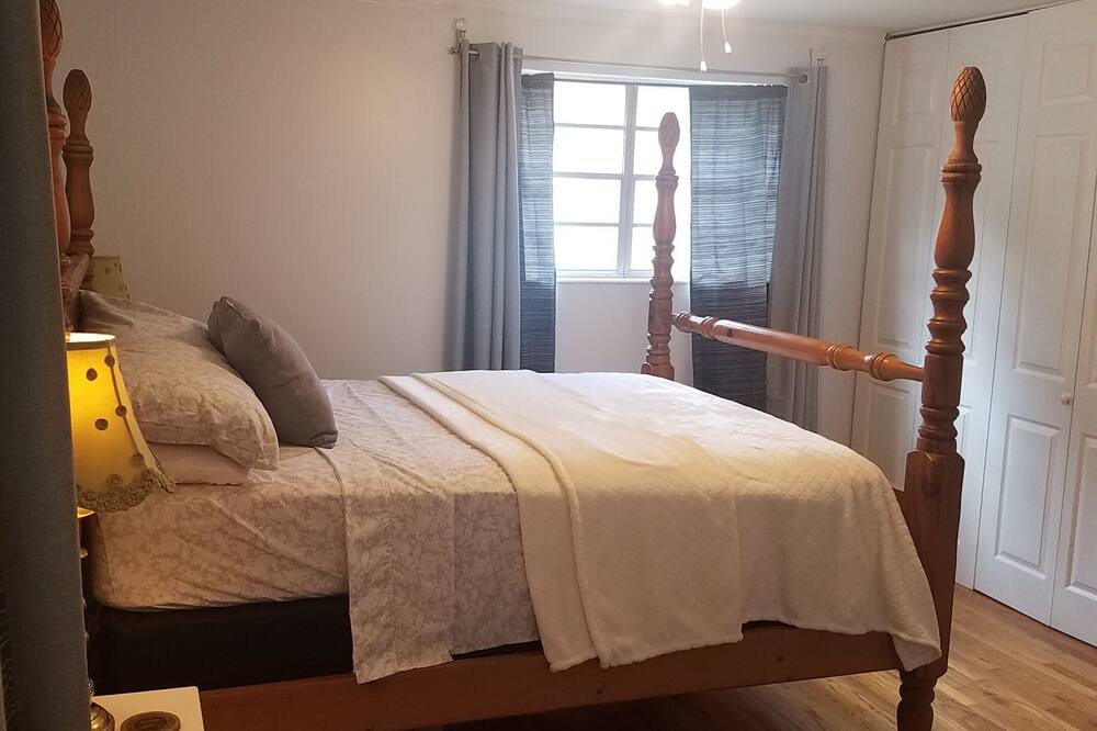 Photo of Bedroom in Gracewood