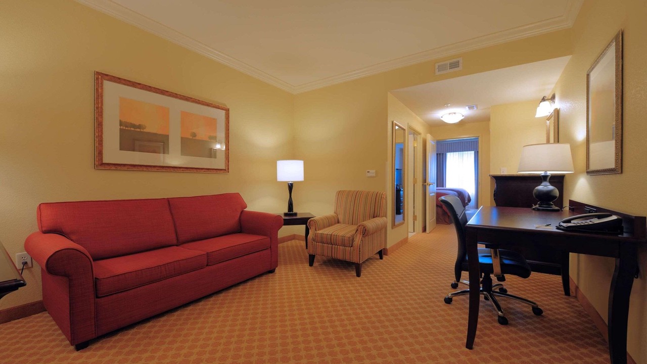 Photo of Livingroom in Seven Oaks