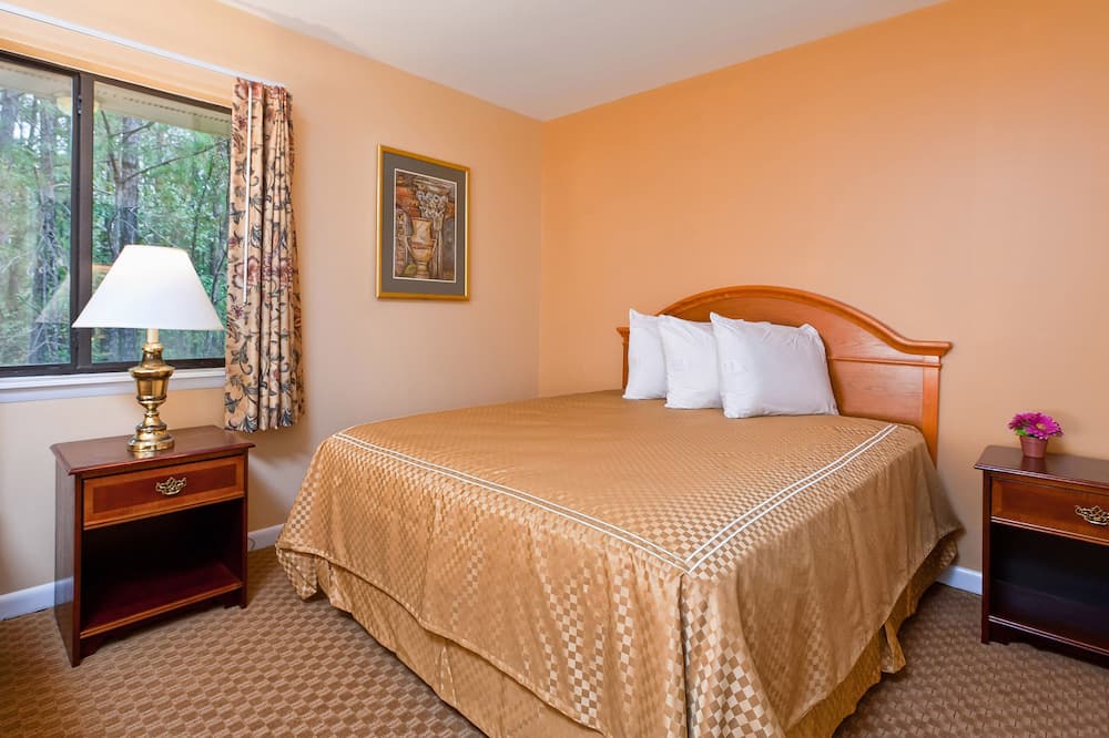 Photo of Bedroom in Peach Orchard