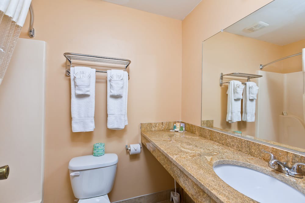 Photo of Bathroom in Peach Orchard