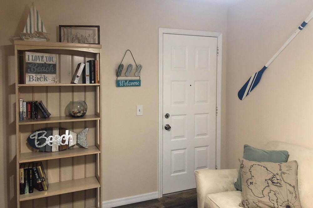 Photo of Livingroom in Florida Ridge