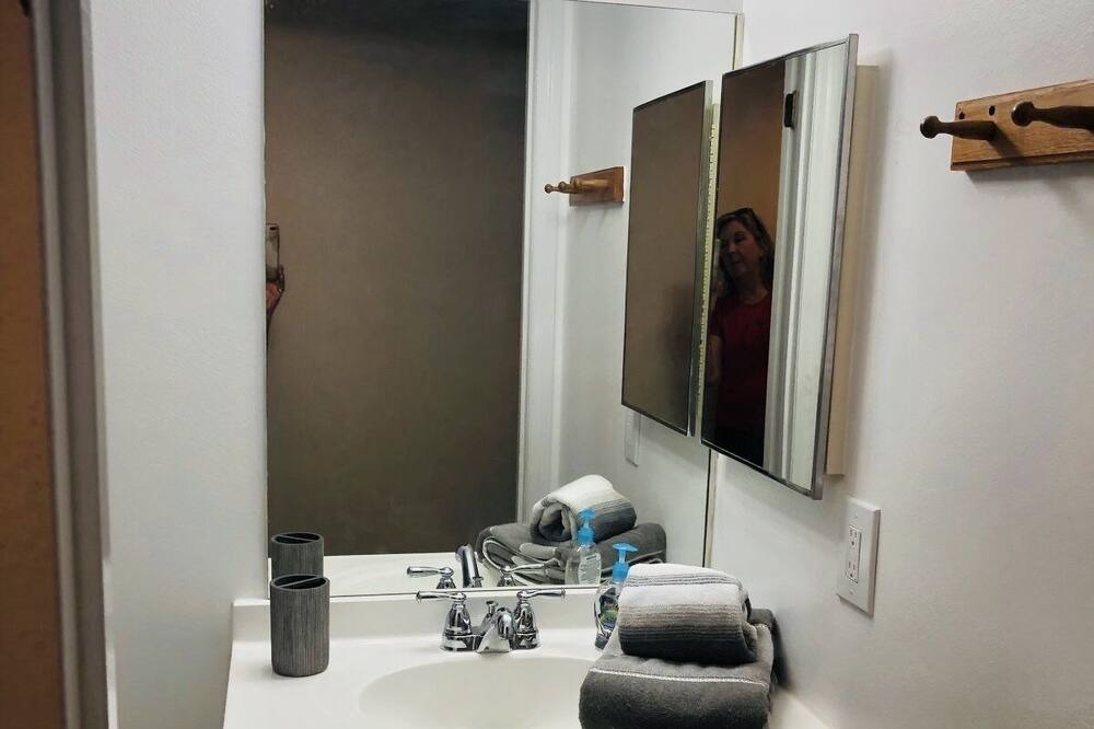 Photo of Bathroom in Florida Ridge