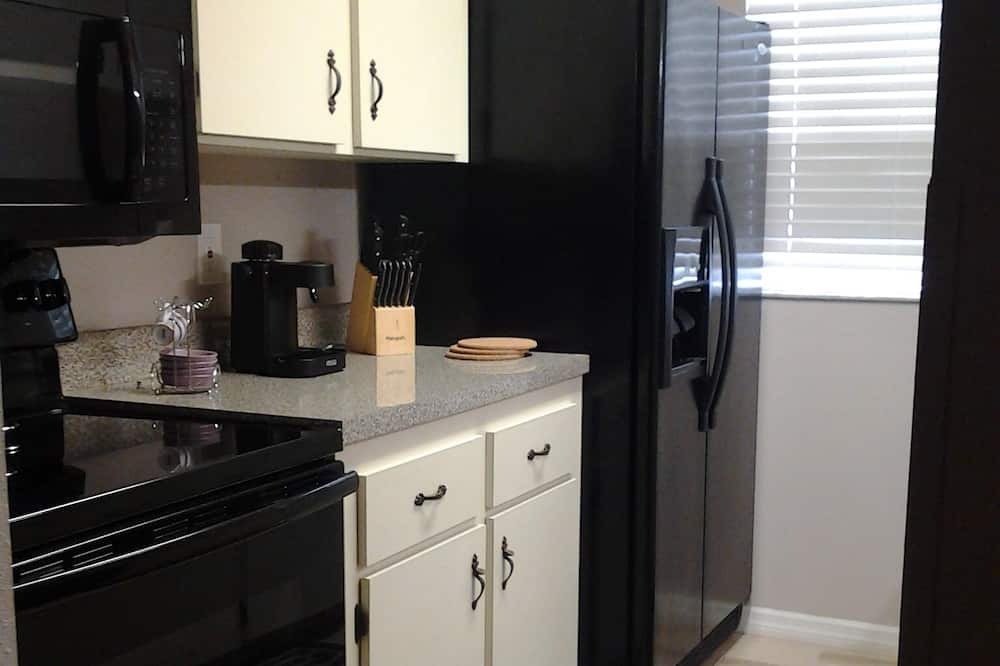 Photo of Kitchen in Sun 'N Lake