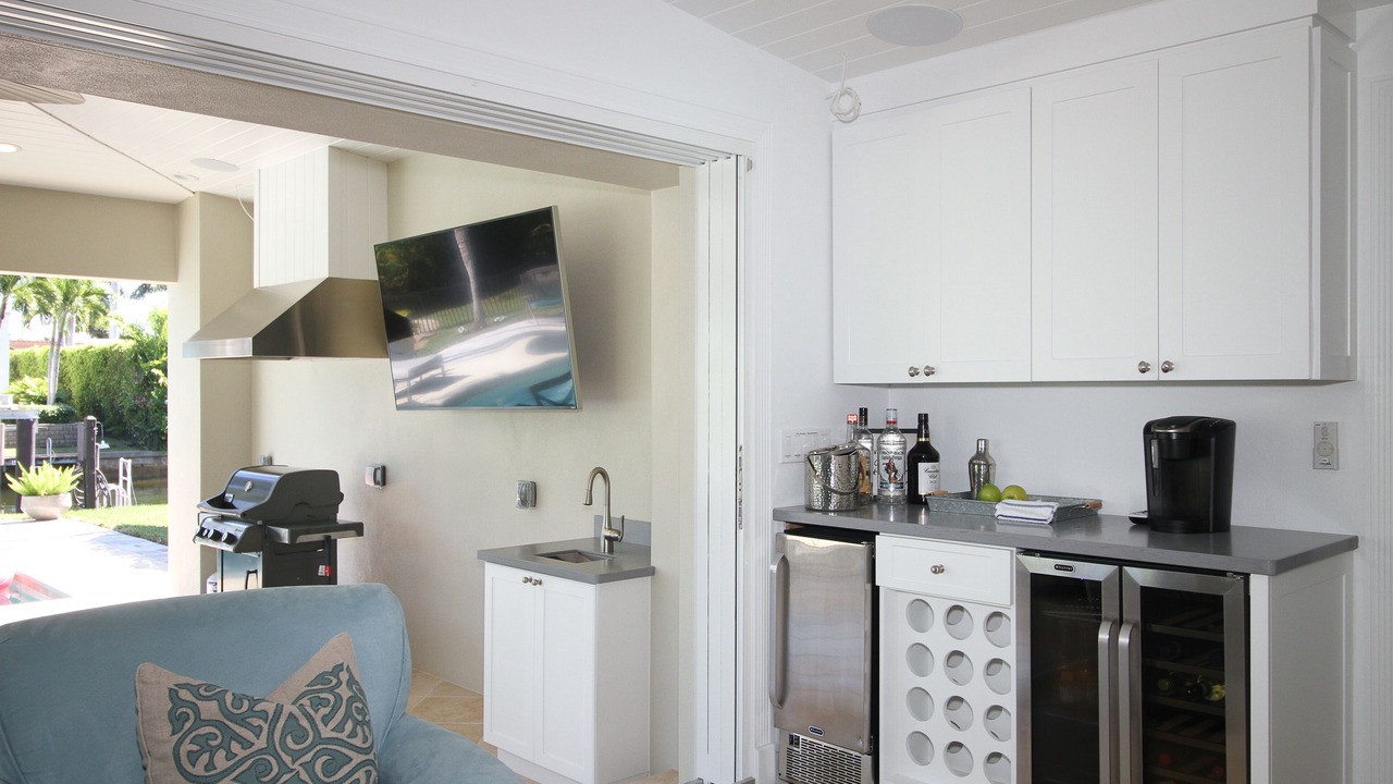 Photo of Kitchen in Royal Harbor
