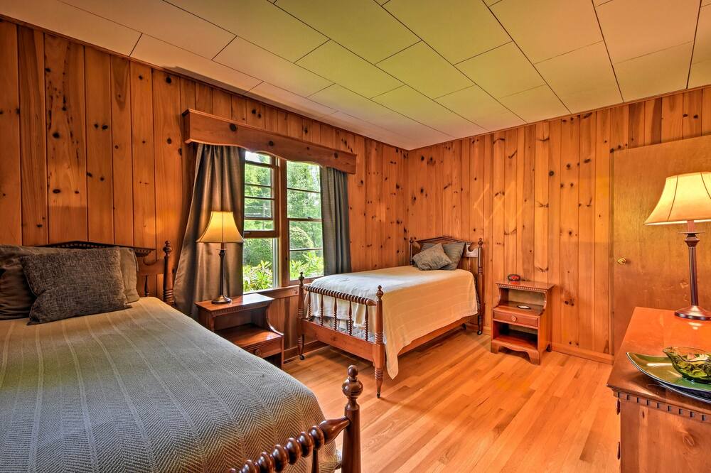 Photo of Bedroom in Highlands Hills