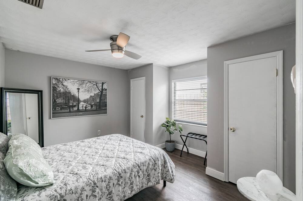 Photo of Bedroom in Brandon