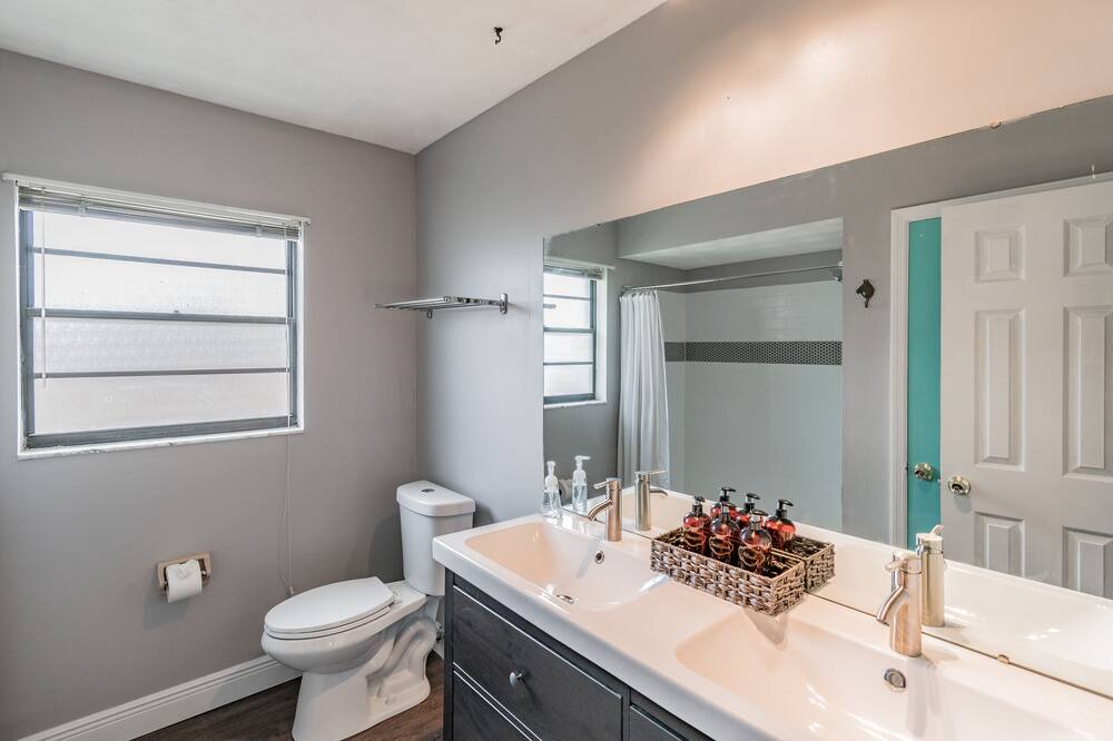 Photo of Bathroom in Brandon