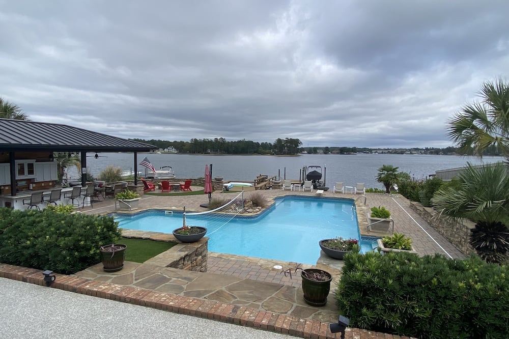 Photo of Outdoor in Lake Murray of Richland