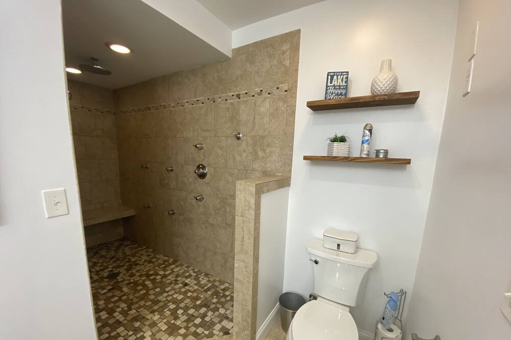 Photo of Bathroom in Lake Murray of Richland
