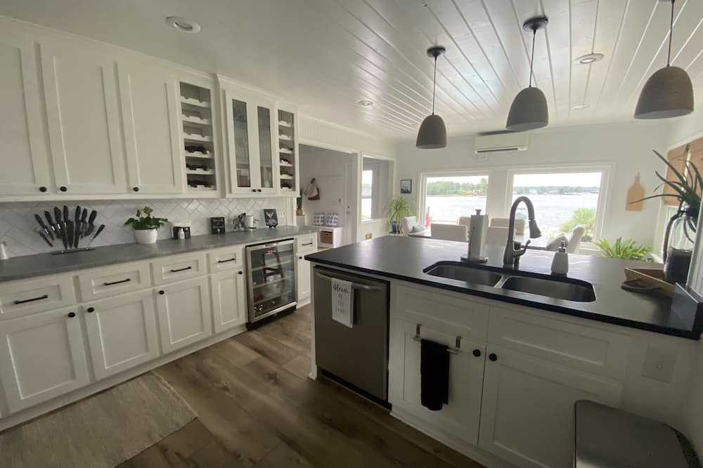 Photo of Kitchen in Lake Murray of Richland