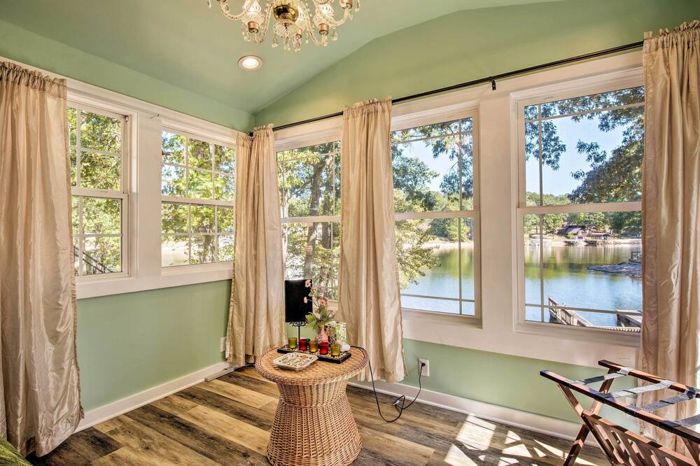 Photo of Bedroom in New London