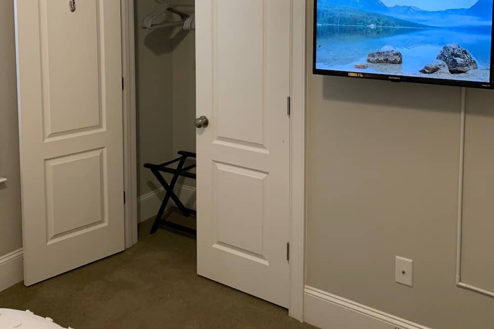 Photo of Bedroom in Rolesville