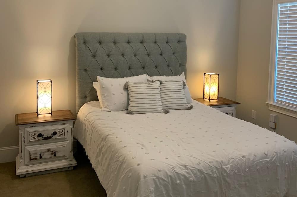 Photo of Bedroom in Rolesville