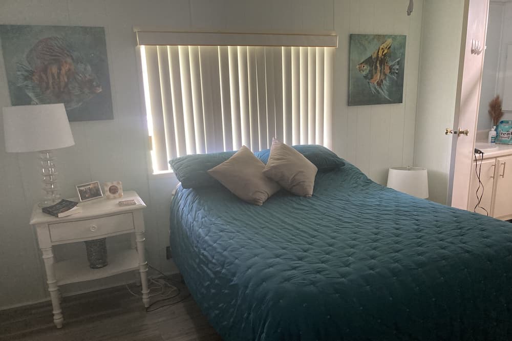 Photo of Bedroom in Barefoot Bay