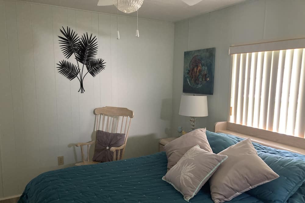 Photo of Bedroom in Barefoot Bay