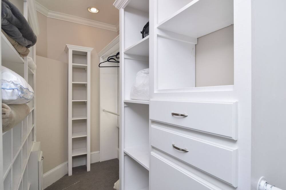 Photo of Bedroom in Chapin