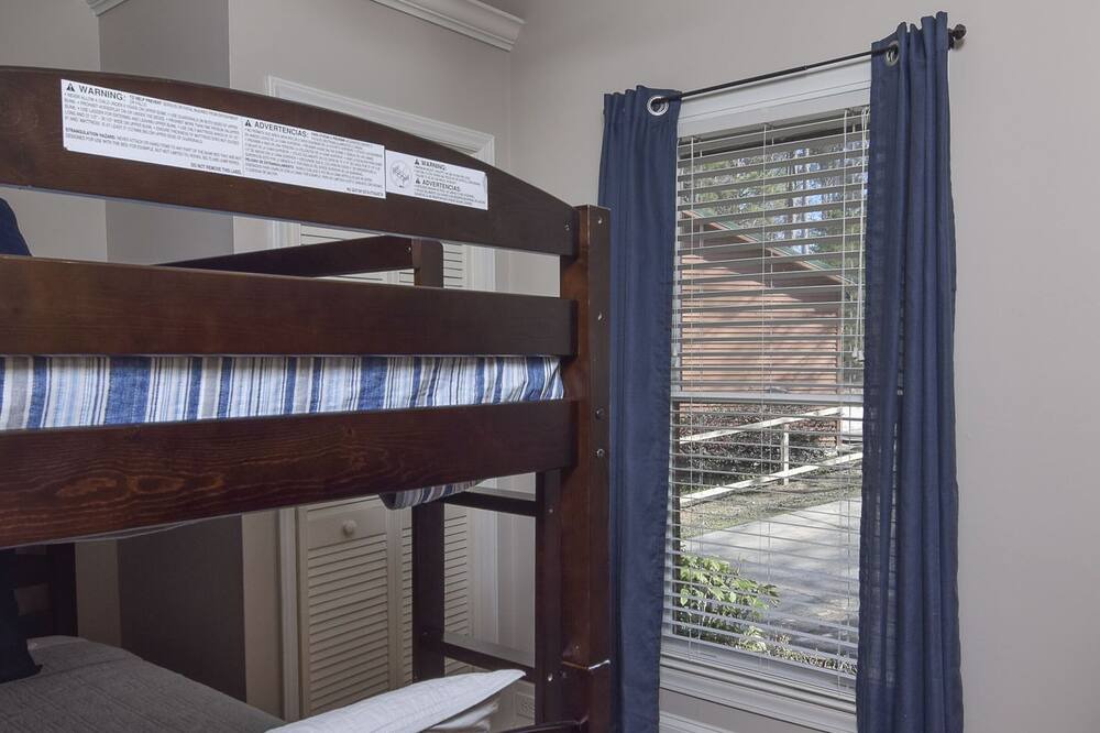 Photo of Bedroom in Chapin