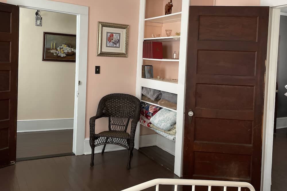 Photo of Bedroom in Mount Gilead