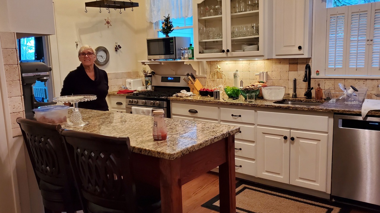 Photo of Kitchen in Forest Hills