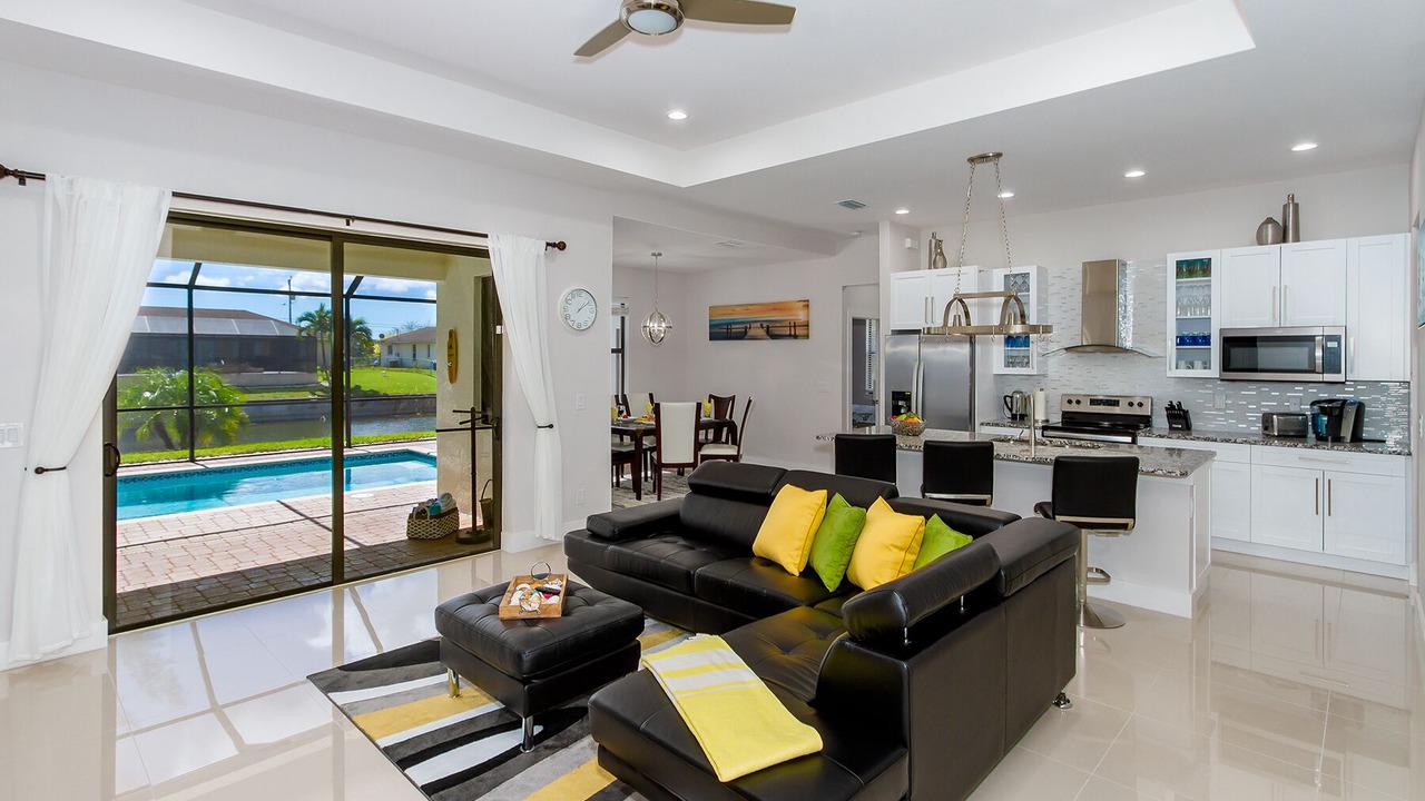 Photo of Livingroom in Trafalgar