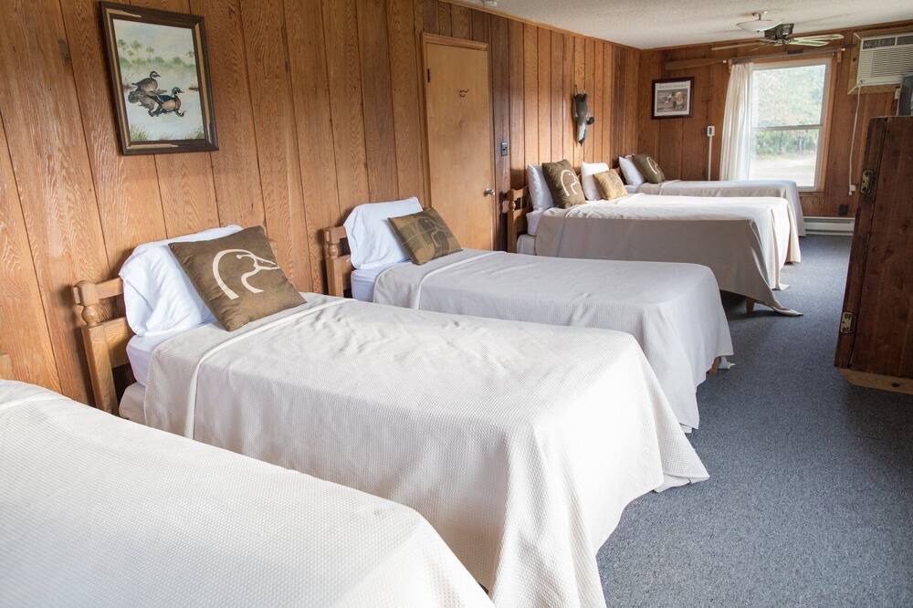 Photo of Bedroom in Summerton