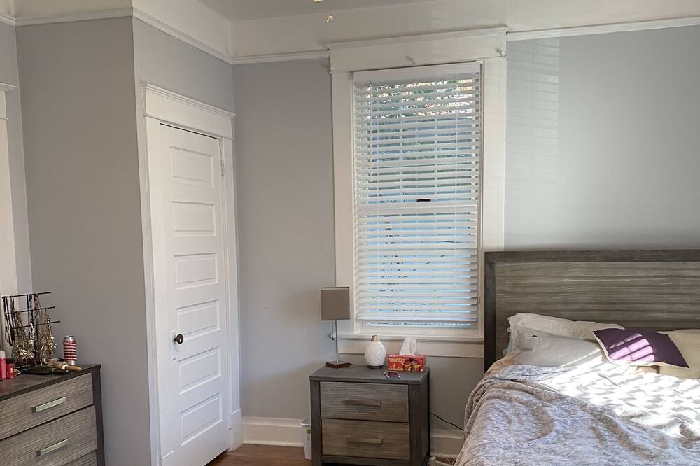 Photo of Livingroom in Midtown