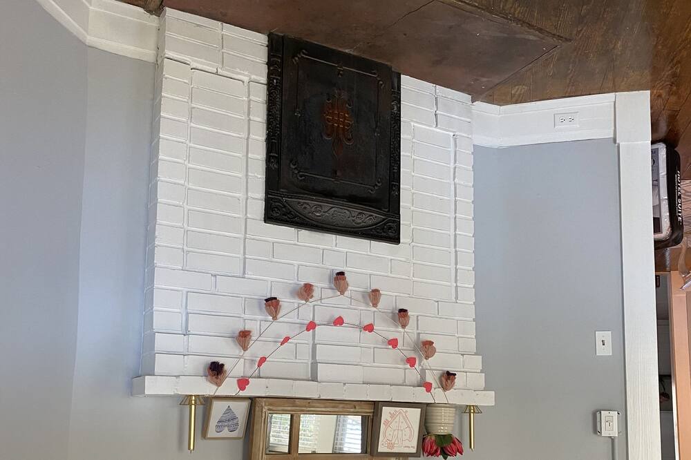 Photo of Bedroom in Midtown