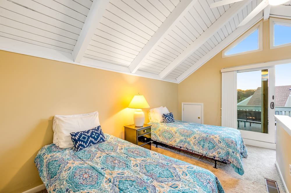 Photo of Others in Sealoft Villas