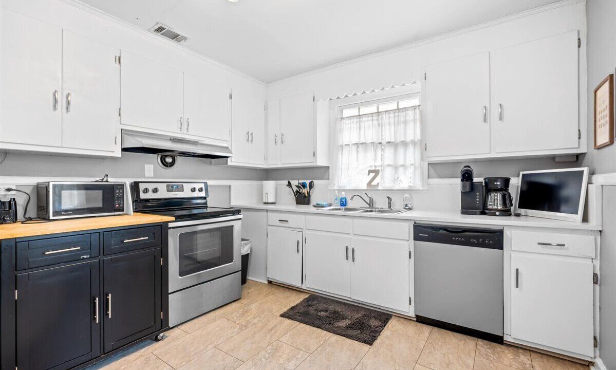 Photo of Kitchen in Garden City