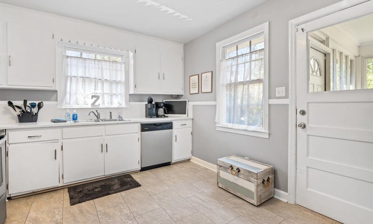 Photo of Kitchen in Garden City