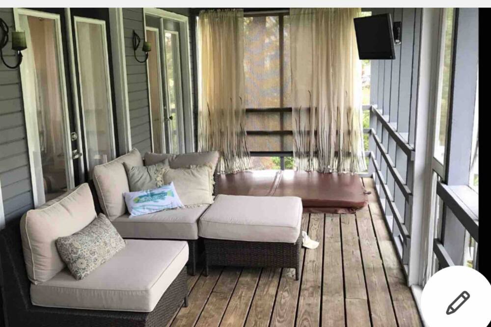 Photo of Patio Balcony in Chapin