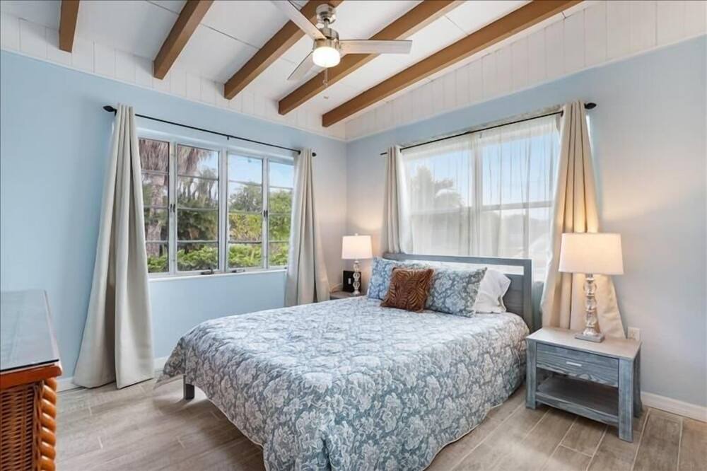 Photo of Bedroom in Anna Maria