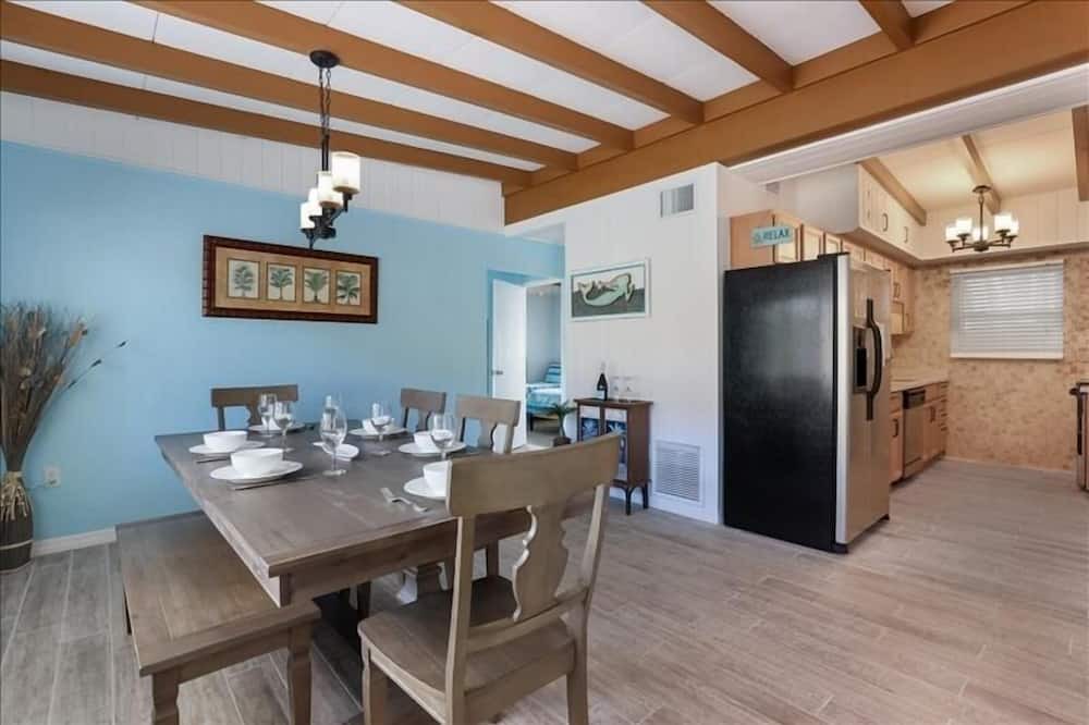Photo of Livingroom in Anna Maria