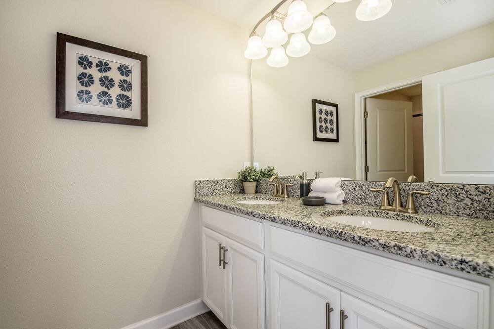 Photo of Bedroom in Kissimmee
