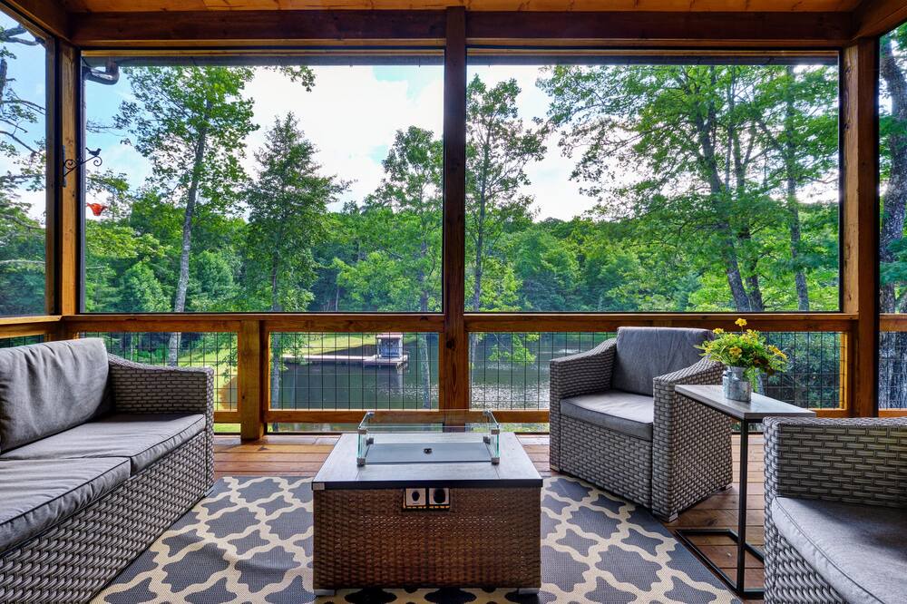 Photo of Outdoor in Glenville