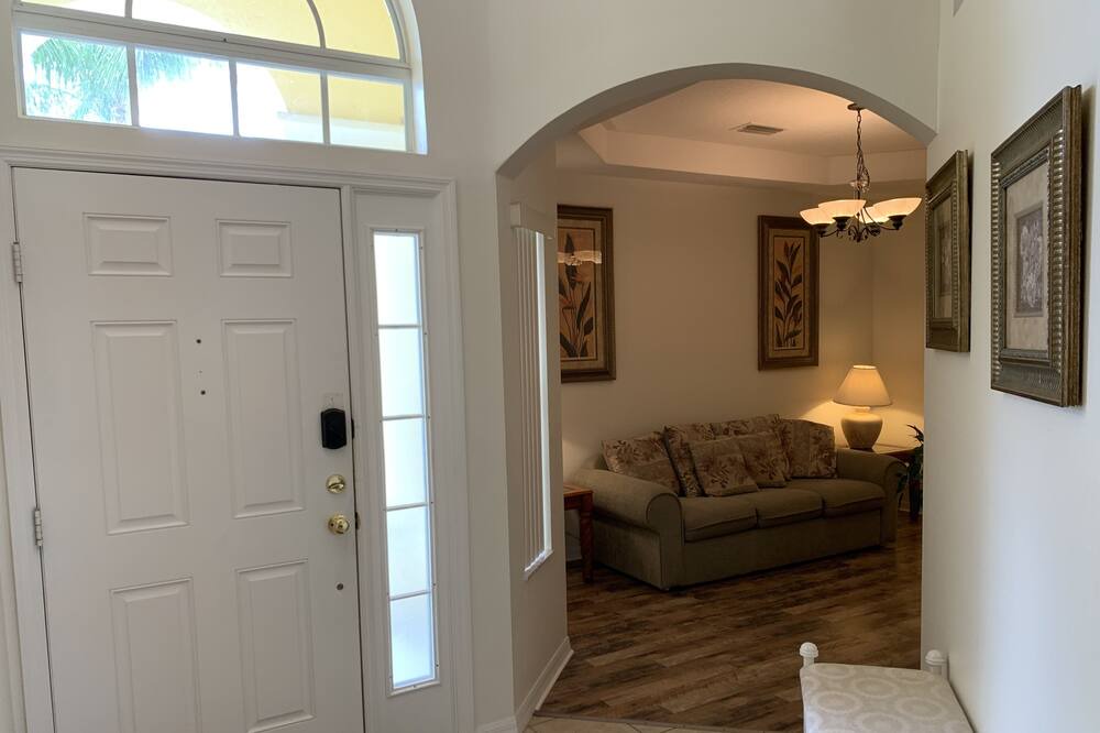 Photo of Livingroom in Calabay Parc