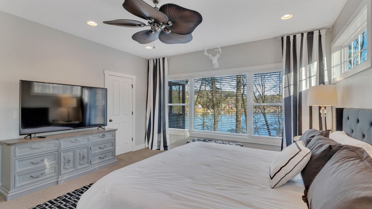 Photo of Bedroom in West Union