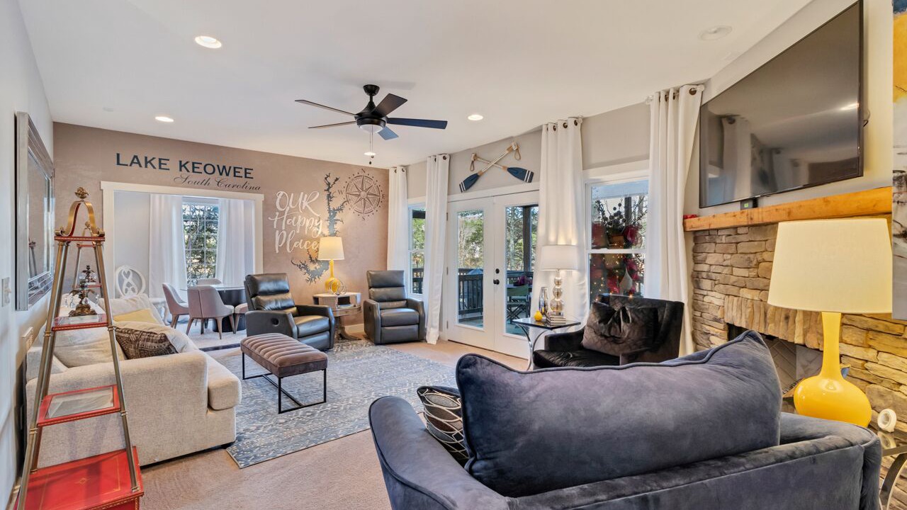 Photo of Livingroom in West Union