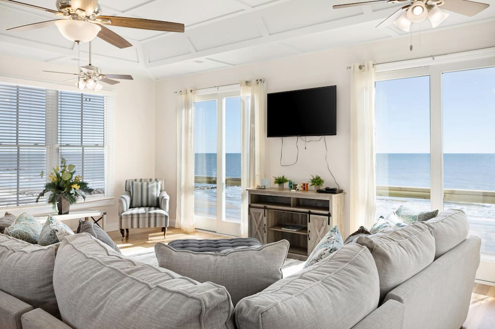 Photo of Livingroom in Edisto Island