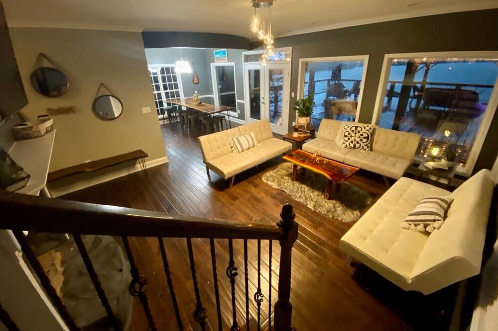 Photo of Livingroom in Greenwood