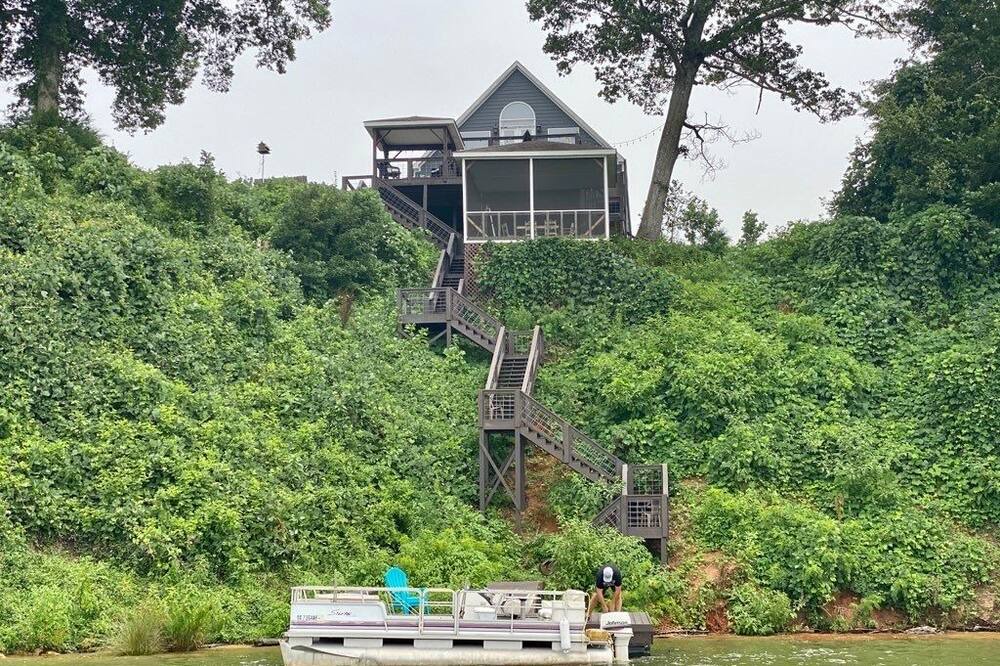 Photo of Outdoor in Greenwood