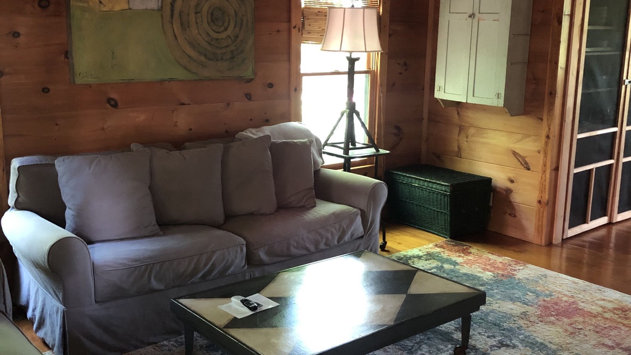 Photo of Livingroom in Fair Play