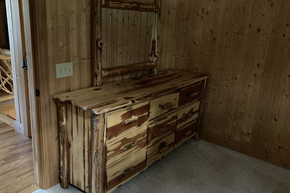 Photo of Bedroom in Cullowhee